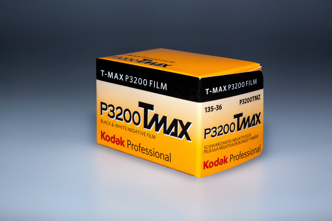 Kodak T-Max P3200 (135) Exp.: 03.2022